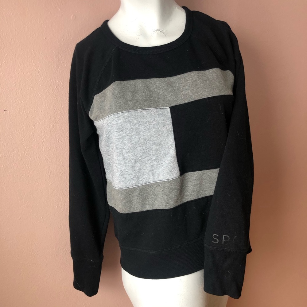 Tommy Hilfiger sweatshirt